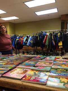 Wallington Republican Club Stages Clothing Drive For Passaic-Based Charity