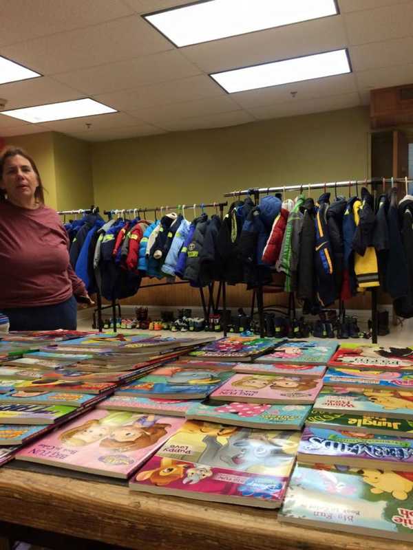 Wallington Republican Club Stages Clothing Drive For Passaic-Based Charity