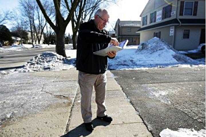 Elmwood Park Seeks Seasonal Property Maintenance Inspector