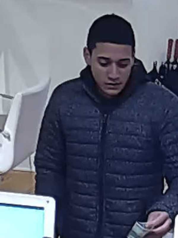 Police: Suspect Used Counterfeit $100 Bills At Five Ridgefield Businesses