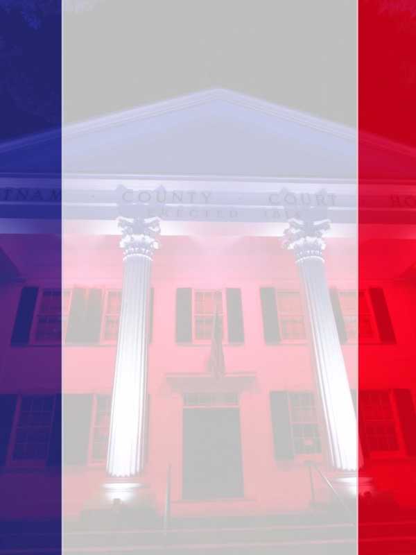 Putnam Courthouse Lights Up In French Flag Colors To Honor Paris Victims