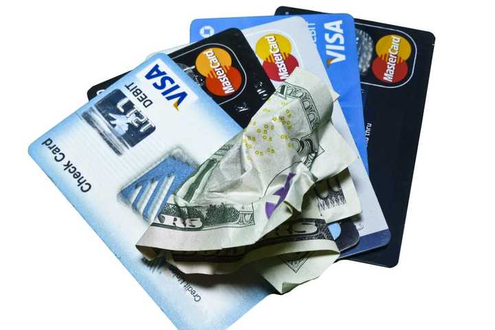 Westhampton Beach Woman Nabbed For Removing Credit Cards From Victims At Local Businesses