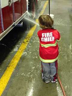 Cresskill Firehouse Blood Donors Get Gift Cards 