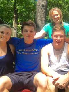 Weinberg Nature Center High School Volunteers Finish Work Period