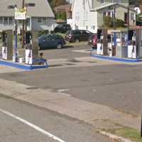 Elmwood Park Gas Station Attendant Dodges Bullet During Robbery