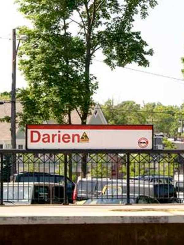 Texas Man Charged With Breaking Window On Taxi At Darien Train Station