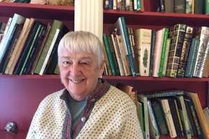 White Plains LWV Honors Dorothy Schere For Volunteer Work
