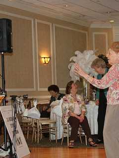 Dixieland Jazz Band Performs In Ossinng