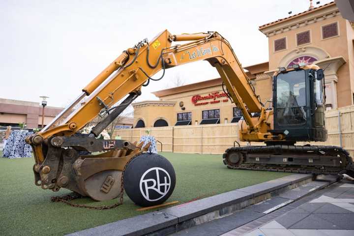 A groundbreaking event was held to celebrate the beginning of a redevelopment project at the Ridge Hill Shopping Center in Yonkers.&nbsp;