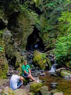 Hiker Suffers Head Injury In Fall Off Trail In Dover, Police Say