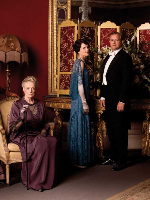 Lady Caitlin Augusta From 'Downton Abbey' Giving Free Chat In Stratford