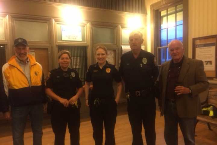 Westport Police, Y's Men Raise Awareness About Domestic Violence