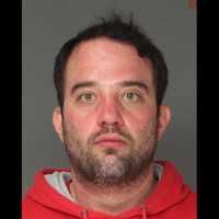 Hero Dad Scares Off Would-Be Carjacker With Handgun In Philly Suburbs: Police