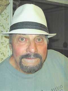 Frank Aiello, 72, Of Hyde Park; Owner Of Home Improvement Store
