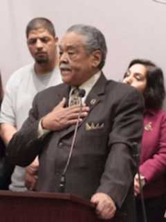 Sen. Gomes Offers Help To Bridgeport Health Care Center Workers