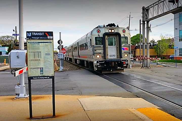 Essex Street station, Hackensack