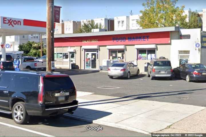 Gas Station Stick Up Leaves 1 Dead In Northeast Philly: Police