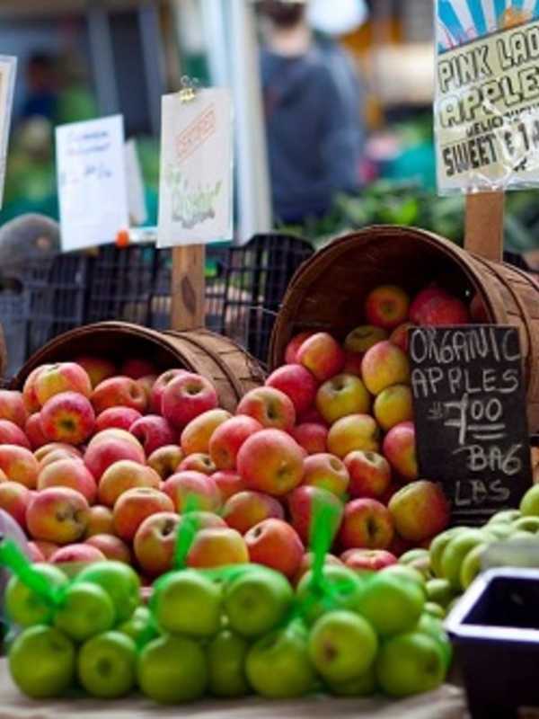 New Fairfield Prepares For Opening Of Farmers Market For Summer