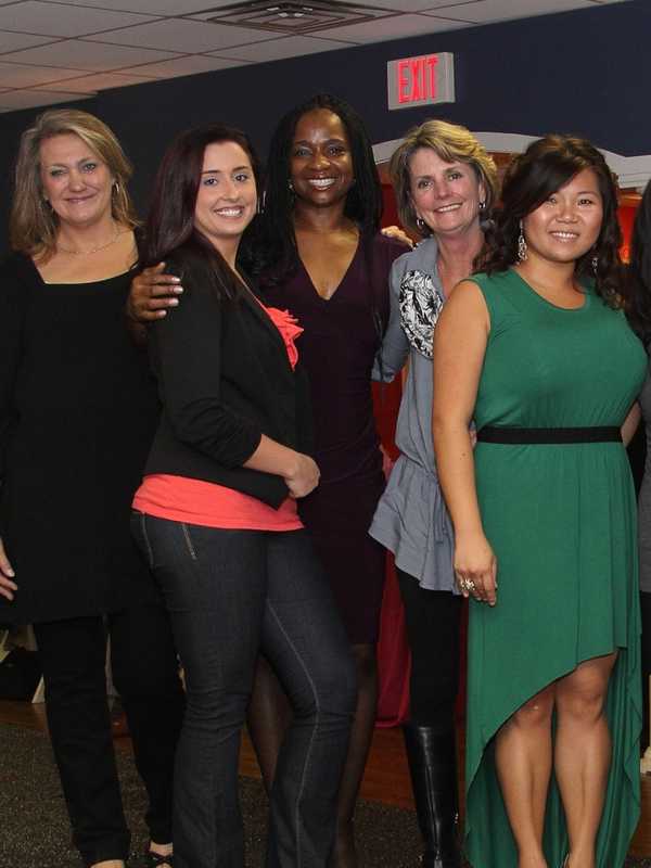 Fashion Show Benefits Bridgeport Hospital Auxiliary