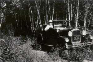Poughkeepsie Truck Company Features FDR Car For Throwback Thursday