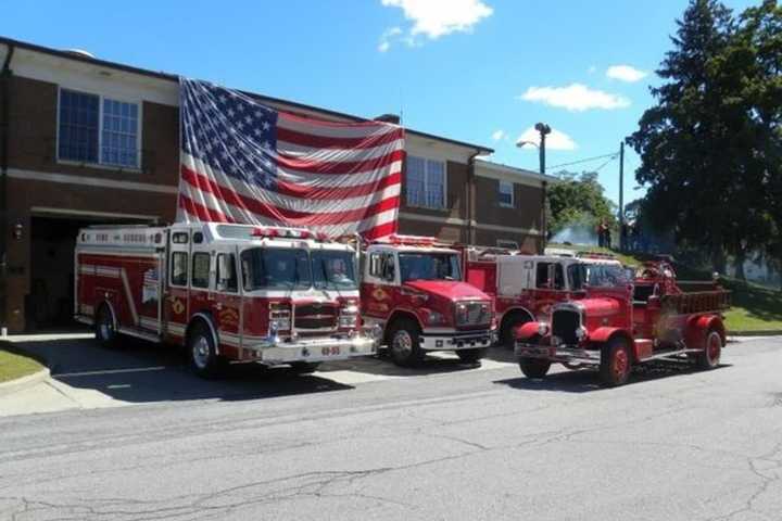 Celebrate Holiday Season With Parade, Tree Lighting In Millbrook
