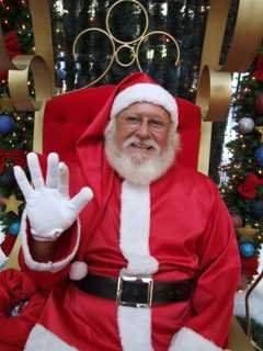 Have Breakfast With Santa In Pompton Lakes