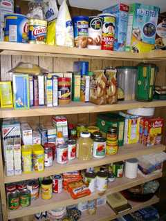 Lyndhurst Food Pantry Resumes Regular Hours, Seeks Donations