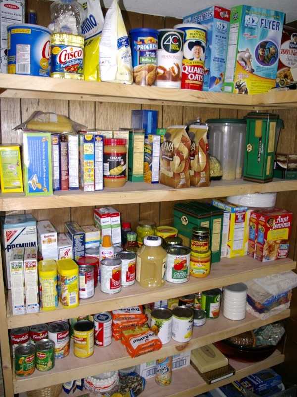 Lyndhurst Food Pantry Resumes Regular Hours, Seeks Donations