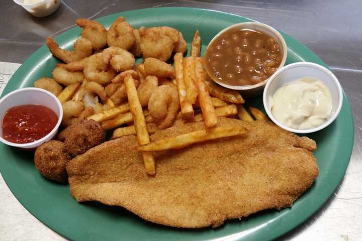 Fish Fry Coming To First United Methodist Church of Shelton