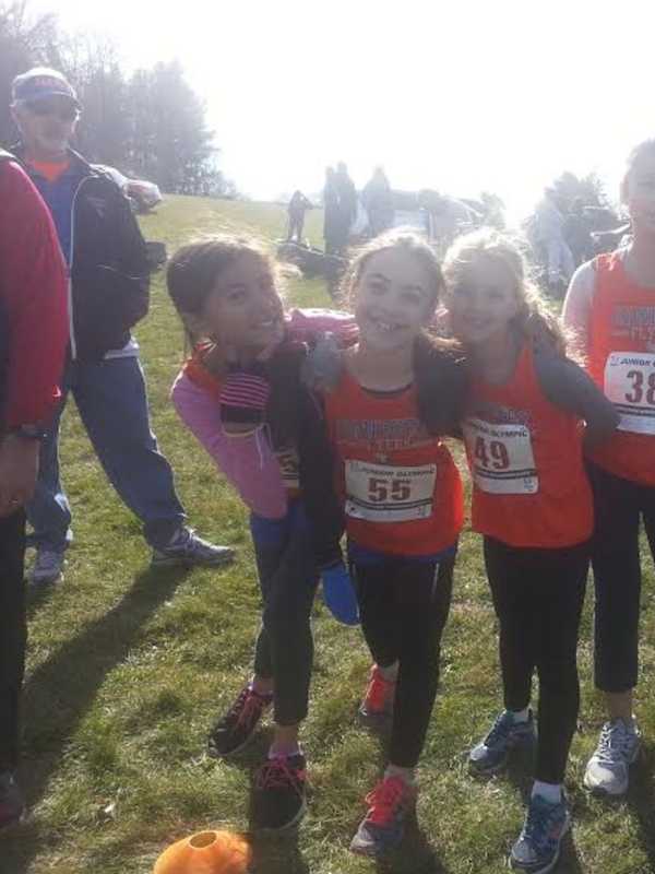 Danbury Flyers Qualify Athletes For Regional Cross Country Race