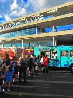 Jerseyfest Food Truck Mashup Comes To Meadowlands Race Track