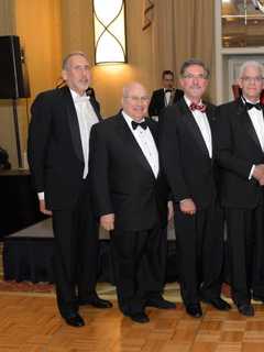 300+ Support New York Medical College's Founder's Dinner
