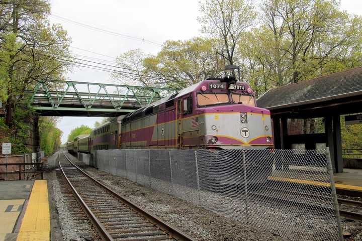 Man Hit, Killed By Commuter Train In Ashland: DA