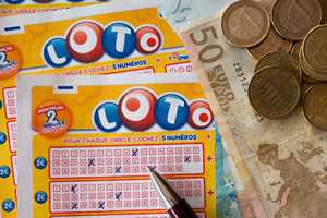 Baltimore Musician Strikes Gold On $100,000 Lottery Ticket