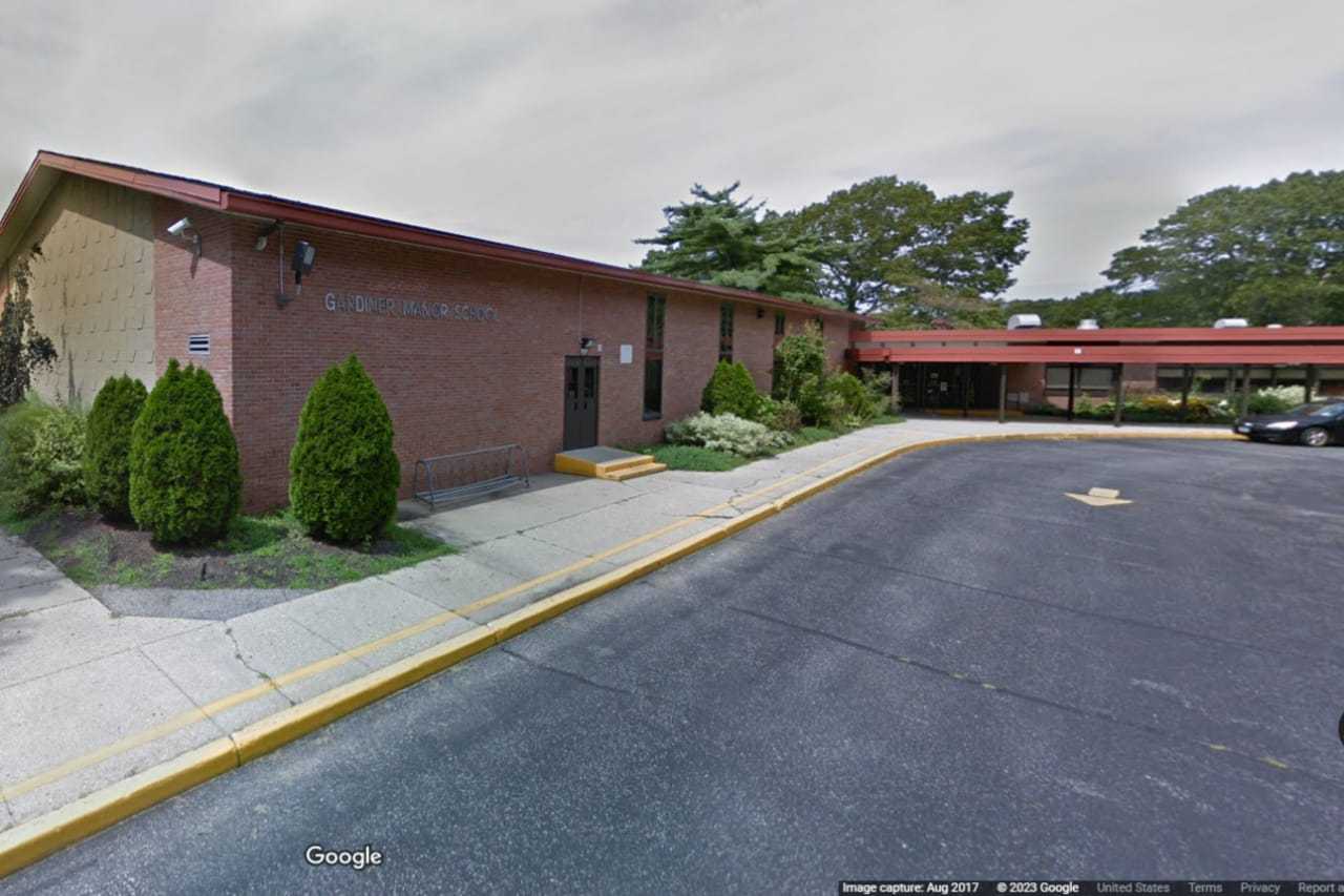 'Touched The Lives Of Many': Bay Shore Elementary School Teacher Dies ...