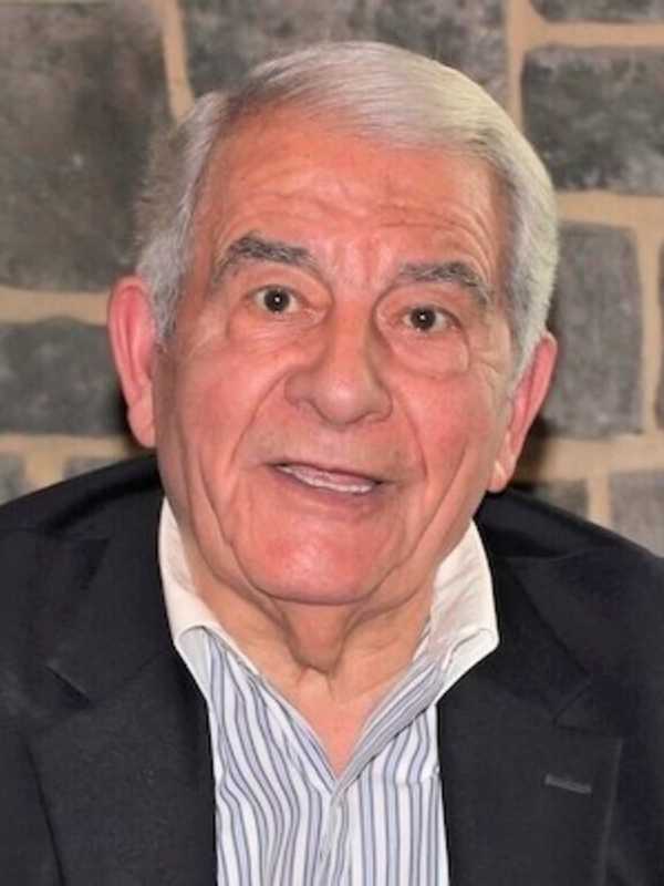 George N. Gekas, Creator Of Gazebo Room Greek Dressing, Dead At 88