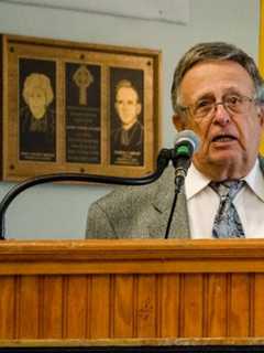 Acclaimed Author Inspires Fairfield Rotary With Tales Of School Success