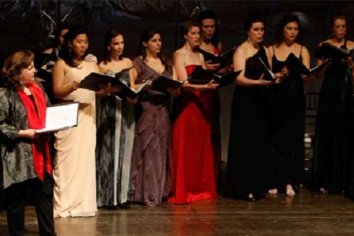 Bard College Celebrates Holidays With 'A Winter Songfest'