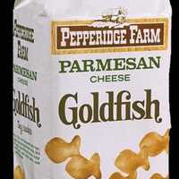 <p>Bob Callahan worked on a team for the original packaging for Goldfish.</p>