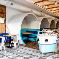 <p>The Boil also features a spacious bar that offers south-inspired cocktails and craft beer.</p>