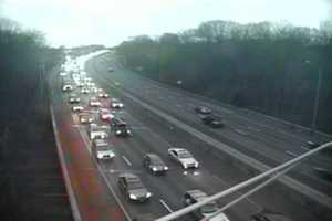 Multi-Vehicle Crash Closes Lanes On I-95 In Greenwich