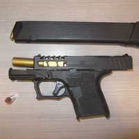 <p>The pistol police say they found on&nbsp;Jovanne Torres.&nbsp;</p>