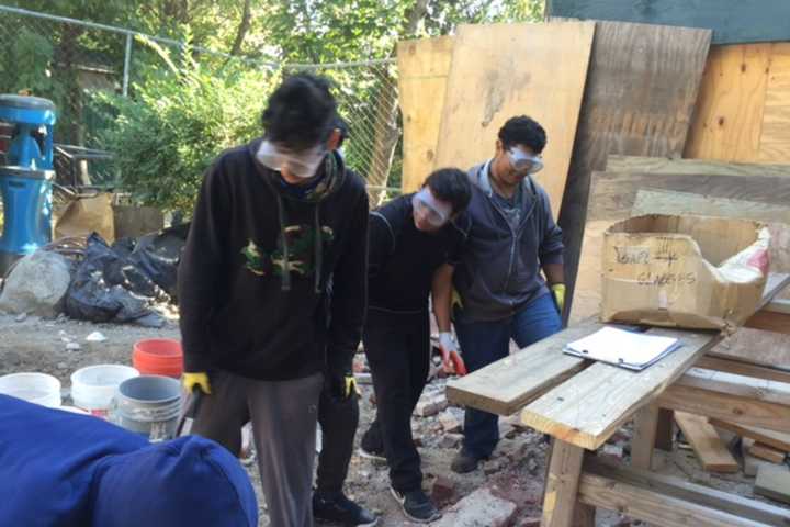 Yonkers Students Assist Habitat For Humanity