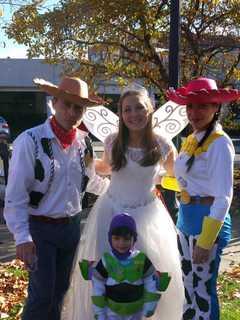 Danbury Residents Get Into The Halloween  Spirit