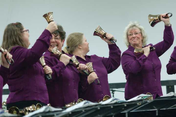 Ridgewood Handbell Concert Rings In Holiday Season