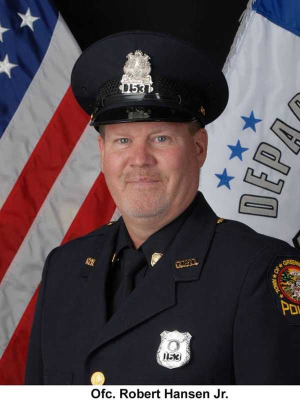 Greenwich Police Officer Hansen Retires After 28-Year Career