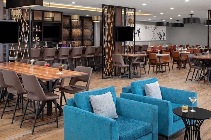 New Restaurant Opens At North Jersey Holiday Inn