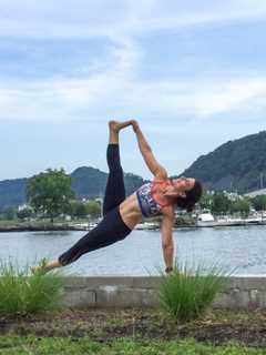 Try Yoga On The Waterfront In Haverstraw