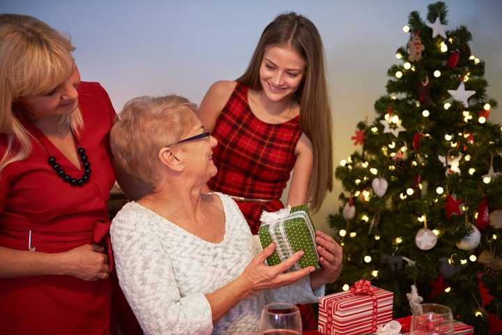 Be Creative Gift Givers To Seniors New Rochelle Caregivers Say