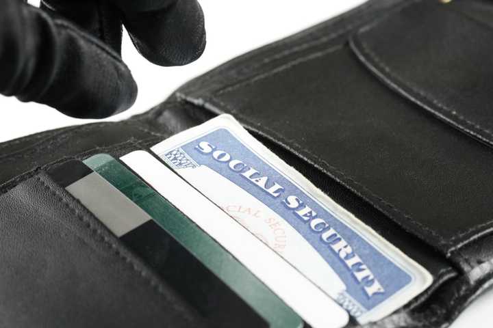 Don't Be A Victim Of Credit Card Fraud: Here Are Steps To Take From FBI